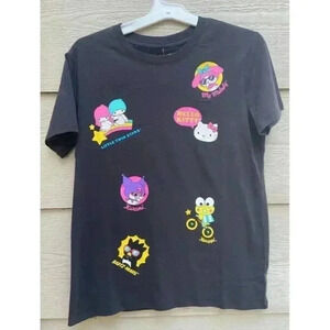 Womens Medium Hello Kitty T-shirt NEW